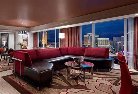rooms at the mirage las vegas.